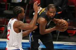 包含菲尼克斯太阳士气爆棚，国王杯八强战遇上洛杉矶快船，目标明确直指晋级的词条