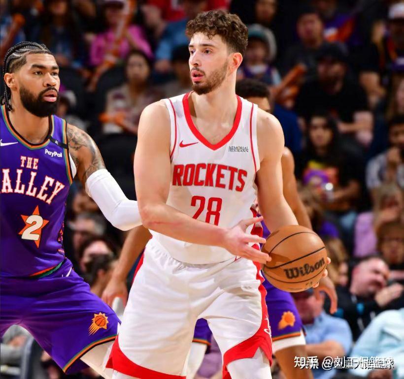 赛前速览：世界杯四强战菲尼克斯太阳对阵休斯顿火箭，三大看点值得期待的简单介绍